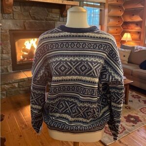 NWT Womens Comfort Knits Tribal SweaterSweater  